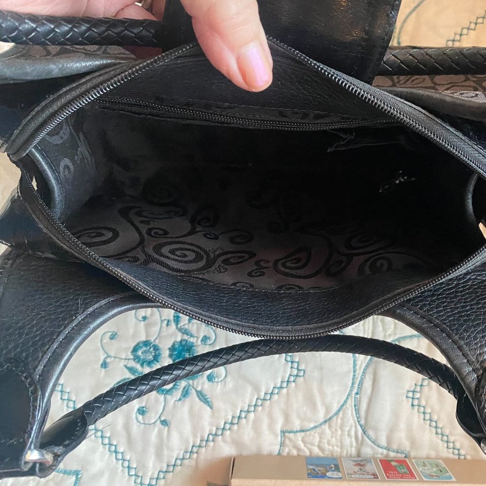 Brighton Handbag - Picture 3 of 4